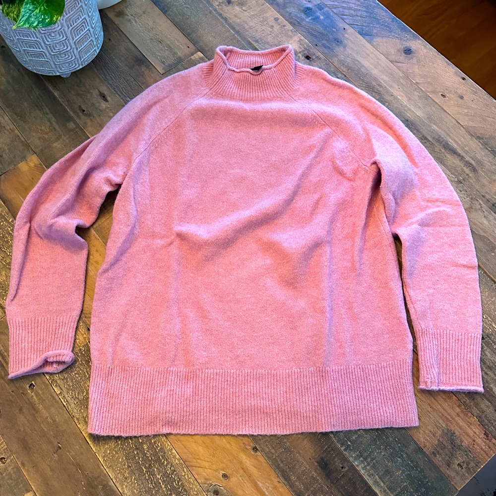 J Crew soft Merino /alpaca blend mock neck sweater